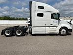 Used 2022 Volvo VNL Volvo D13 Semi Truck for sale #452129 - photo 8