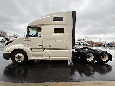Used 2022 Volvo VNL Volvo D13 Semi Truck for sale #452130 - photo 2