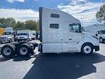 Used 2022 Volvo VNL Volvo D13 Semi Truck for sale #452132 - photo 8