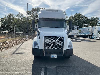 Used 2022 Volvo VNL Volvo D13 Semi Truck for sale #452158 - photo 2