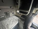 Used 2022 Volvo VNL Volvo D13 Semi Truck for sale #452178 - photo 18
