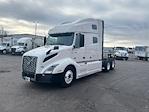 Used 2022 Volvo VNL Volvo D13 Semi Truck for sale #452178 - photo 3