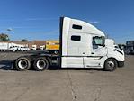 Used 2022 Volvo VNL Volvo D13 Semi Truck for sale #452192 - photo 8