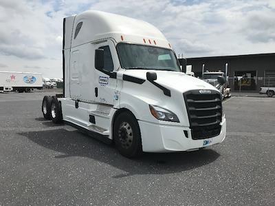Used 2022 Freightliner Cascadia Detroit DD15AT Semi Truck with Sleeper Cab for sale #452274 - photo 1