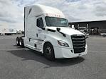 Used 2022 Freightliner Cascadia Detroit DD15AT Semi Truck with Sleeper Cab for sale #452274 - photo 1