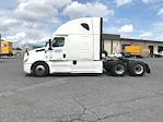 Used 2022 Freightliner Cascadia Detroit DD15AT Semi Truck with Sleeper Cab for sale #452274 - photo 4