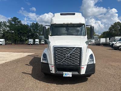 Used 2022 Volvo VNL Volvo D13 Semi Truck for sale #452818 - photo 2
