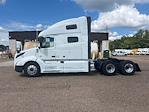 Used 2022 Volvo VNL Volvo D13 Semi Truck for sale #452818 - photo 4