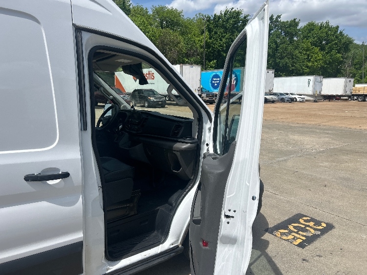 Used 2023 Ford Transit 250 - photo 21