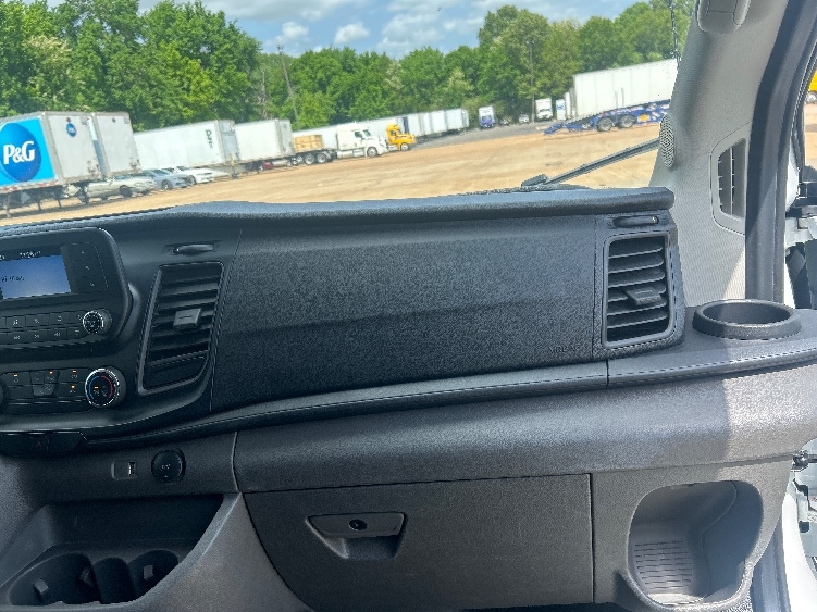 Used 2023 Ford Transit 250 - photo 22