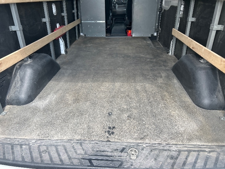 Used 2023 Ford Transit 250 - photo 11