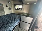 Used 2022 Volvo VNL Volvo D13 Semi Truck for sale #453542 - photo 18