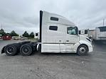 Used 2022 Volvo VNL Volvo D13 Semi Truck for sale #453542 - photo 8