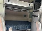 Used 2022 Volvo VNL Volvo D13 Semi Truck for sale #454903 - photo 16