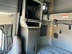 Used 2022 Volvo VNL Volvo D13 Semi Truck for sale #454913 - photo 19