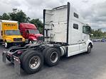 Used 2022 Volvo VNL Volvo D13 Semi Truck for sale #456831 - photo 7