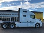 Used 2022 Volvo VNL Volvo D13 Semi Truck for sale #456911 - photo 8