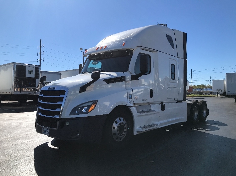 Used 2022 Freightliner Cascadia - photo 5