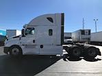 Used 2022 Freightliner Cascadia Detroit DD15AT Semi Truck with Sleeper Cab for sale #457240 - photo 4
