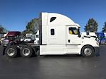 Used 2022 Freightliner Cascadia Detroit DD15AT Semi Truck with Sleeper Cab for sale #457240 - photo 8