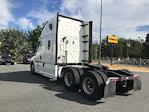Used 2022 Freightliner Cascadia Detroit DD15AT Semi Truck with Sleeper Cab for sale #457241 - photo 5