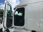 Used 2022 Freightliner Cascadia Detroit DD15AT Semi Truck with Sleeper Cab for sale #457241 - photo 9