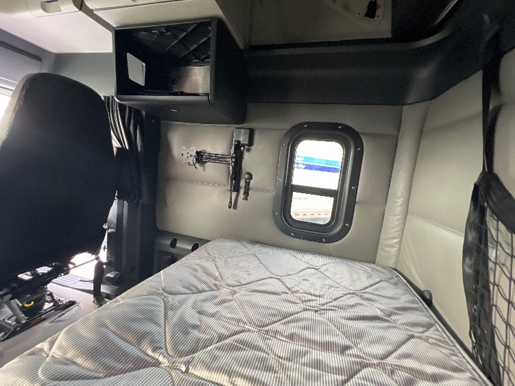 Used 2022 Freightliner Cascadia - photo 21