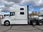 Used 2022 Volvo VNL Volvo D13 Semi Truck for sale #457262 - photo 4