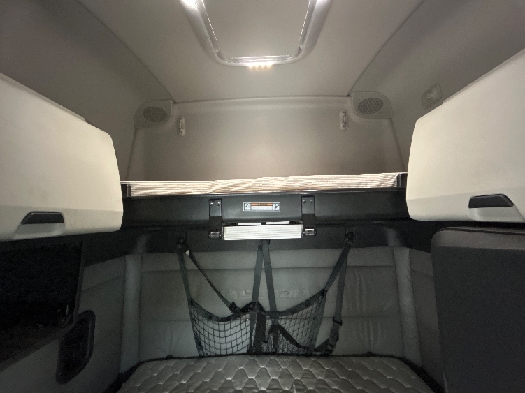 Used 2022 Freightliner Cascadia - photo 19