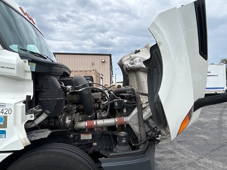Used 2022 Freightliner Cascadia - photo 22