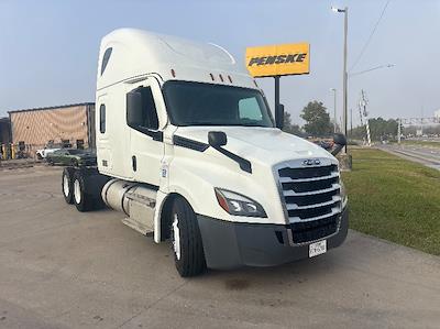 Used 2022 Freightliner Cascadia Detroit DD13 Semi Truck with Sleeper Cab for sale #459269 - photo 1