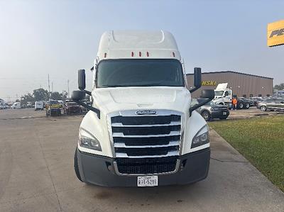 Used 2022 Freightliner Cascadia Detroit DD13 Semi Truck with Sleeper Cab for sale #459269 - photo 2