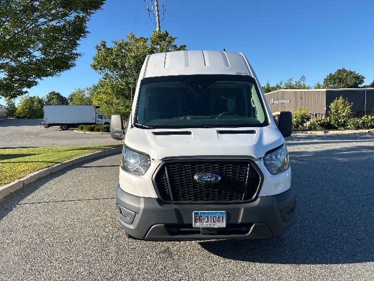 Used 2022 Ford Transit 250 - photo 2