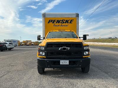 Used 2021 Chevrolet Silverado 5500 Wabash Box Truck with Liftgate for sale #460269 - photo 2
