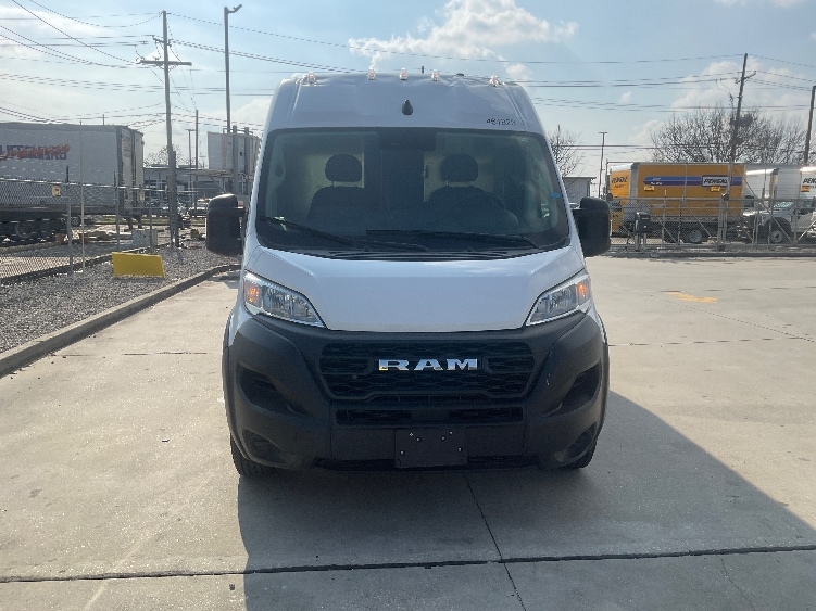 Used 2023 Ram ProMaster 2500 - photo 2
