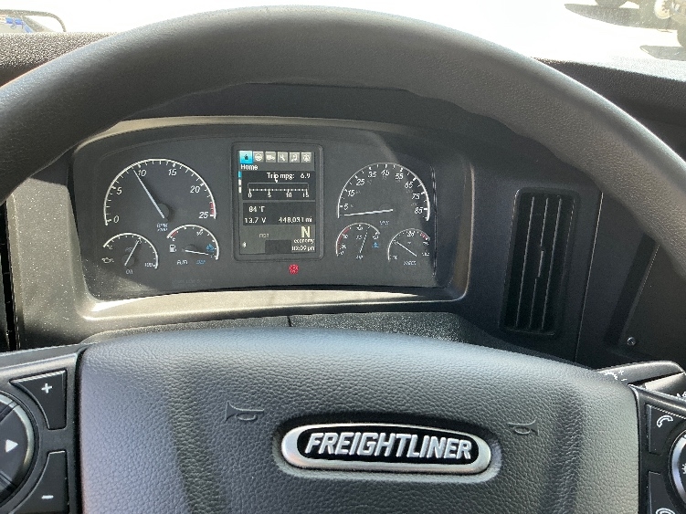 Used 2023 Freightliner Cascadia - photo 13