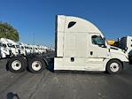 Used 2022 Freightliner Cascadia Detroit DD15AT Semi Truck with Sleeper Cab for sale #462250 - photo 8
