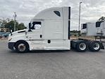 Used 2022 Freightliner Cascadia Detroit DD15AT Semi Truck with Sleeper Cab for sale #462347 - photo 4