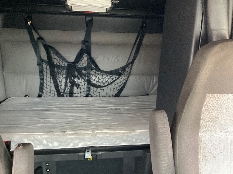 Used 2022 Freightliner Cascadia - photo 18