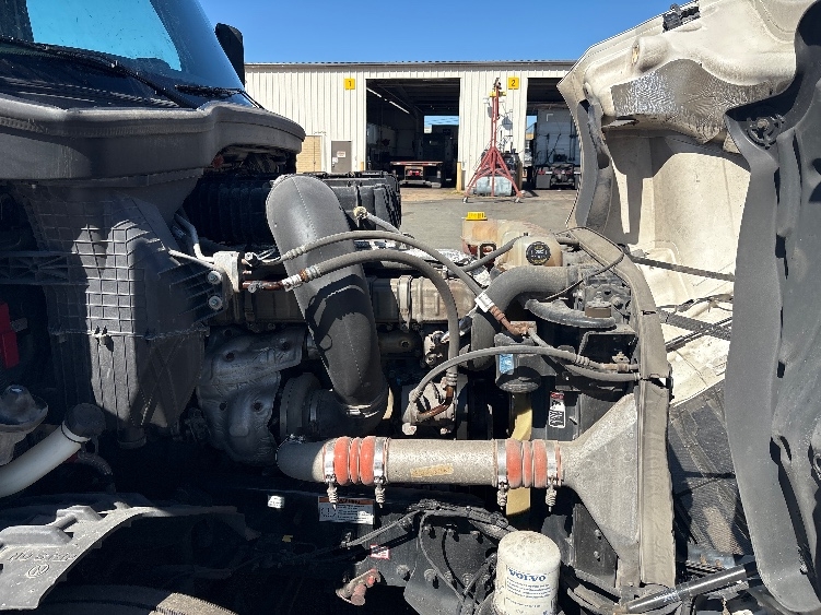 Used 2022 Freightliner Cascadia - photo 22