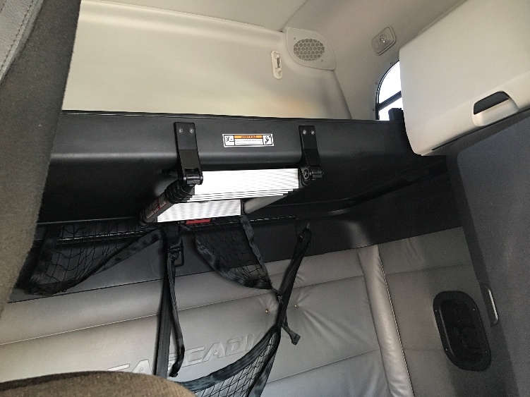 Used 2022 Freightliner Cascadia - photo 19