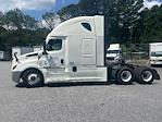 Used 2022 Freightliner Cascadia Detroit DD15AT Semi Truck with Sleeper Cab for sale #462361 - photo 4