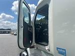 Used 2022 Freightliner Cascadia Detroit DD15AT Semi Truck with Sleeper Cab for sale #462361 - photo 9