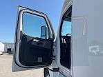 Used 2022 Freightliner Cascadia Detroit DD15AT Semi Truck with Sleeper Cab for sale #462386 - photo 9