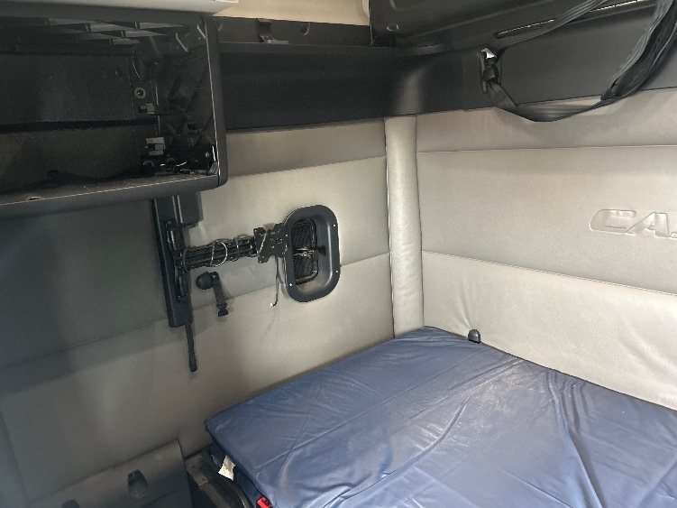 Used 2022 Freightliner Cascadia - photo 21