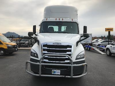 Used 2022 Freightliner Cascadia Detroit DD13 Semi Truck for sale #463340 - photo 2