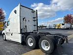 Used 2022 Freightliner Cascadia Detroit DD15AT Semi Truck with Sleeper Cab for sale #463685 - photo 5
