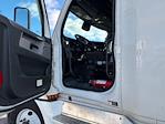Used 2022 Freightliner Cascadia Detroit DD15AT Semi Truck with Sleeper Cab for sale #463686 - photo 9