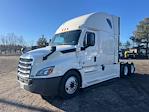 Used 2022 Freightliner Cascadia Detroit DD15AT Semi Truck with Sleeper Cab for sale #463688 - photo 3