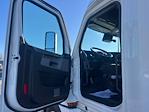 Used 2022 Freightliner Cascadia Detroit DD15AT Semi Truck with Sleeper Cab for sale #463688 - photo 9